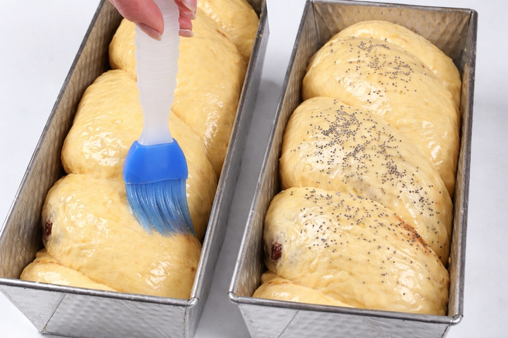 Cozonac pufos cu aluat oparit - reteta cu care nu dai gres