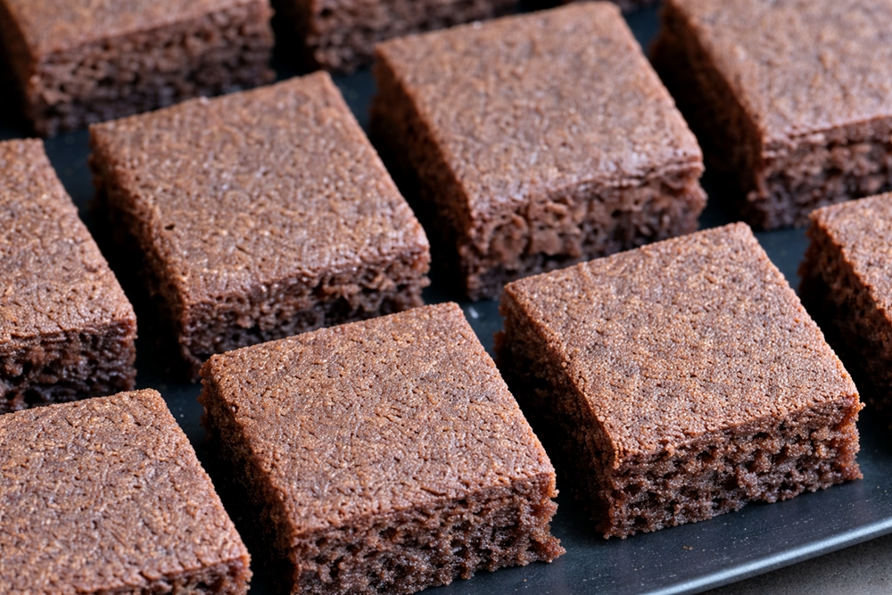 Prajitura cu crema de cafea si glazura de cafea cu ciocolata - reteta pas cu pas