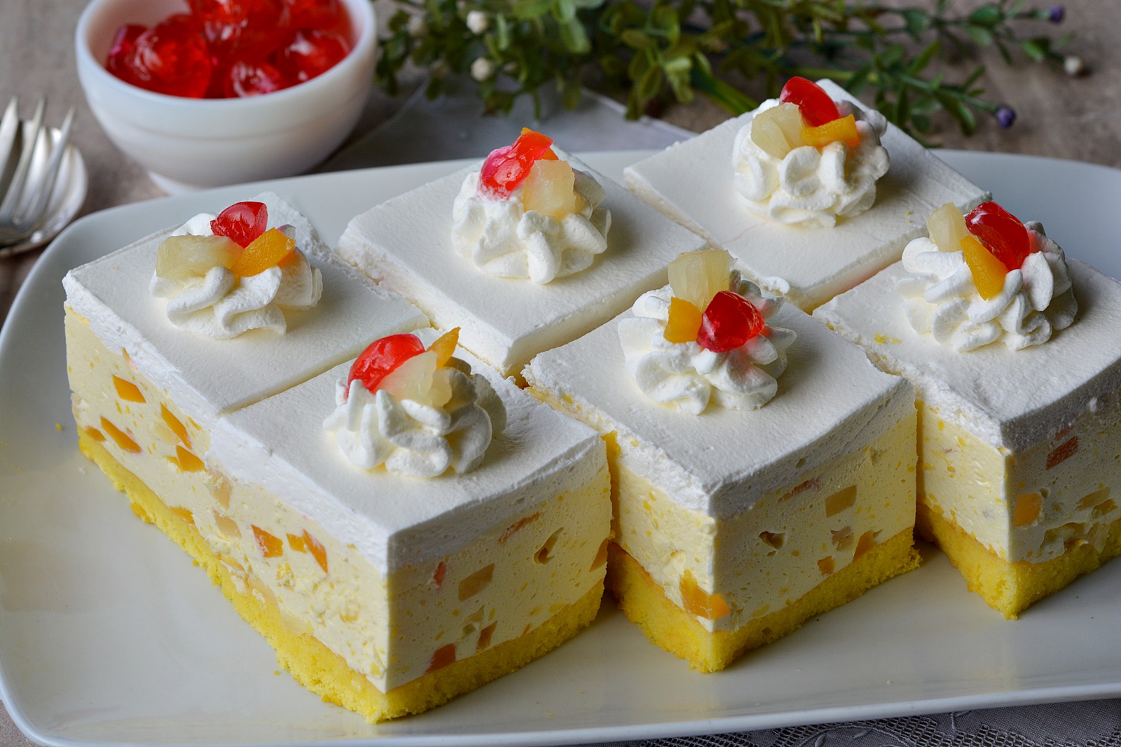 Cele mai bune prajituri festive - 25 de retete pentru sarbatori si ocazii speciale