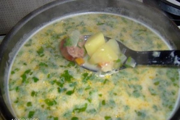 Ciorba de cartofi cu carnati afumati