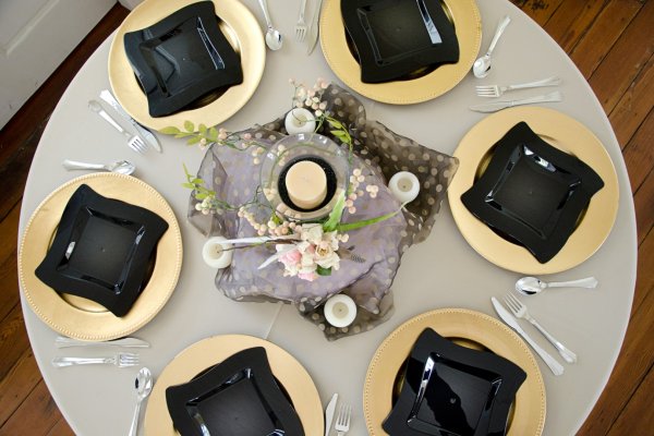 Cum se aranjeaza masa festiva de Paste