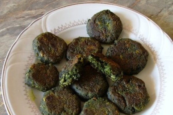 Chiftele (pârjoale) sau budincă din urzici