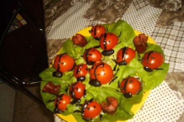 NASTRUSNICELE BUBURUZE