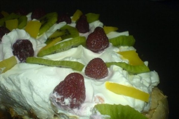 Tort Pavlova