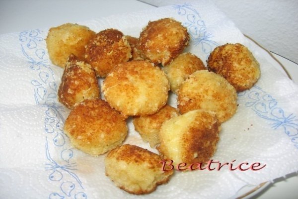 Mingiute de cascaval date prin pesmet