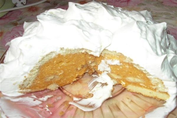 Sarlota cu crema caramel si vanilie