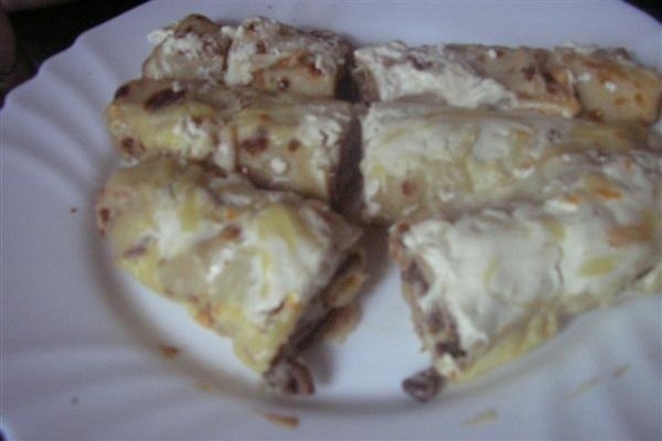 Clatite umplute cu ciuperci si cu sunca