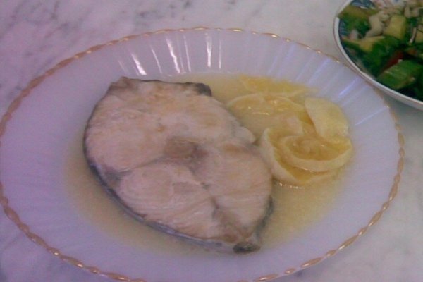 Peste cu sos de lamaie