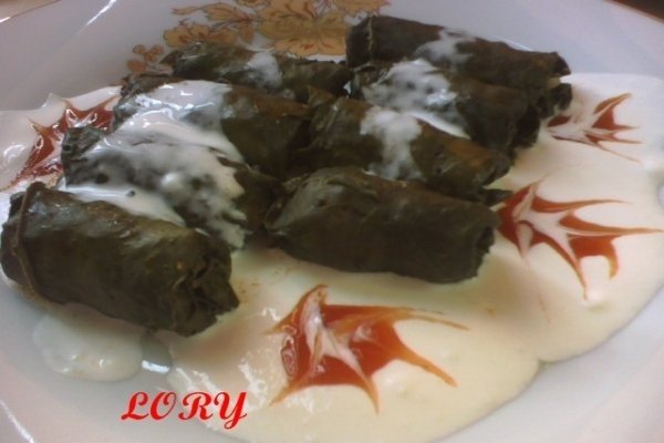 Sarmalute in foi de vita