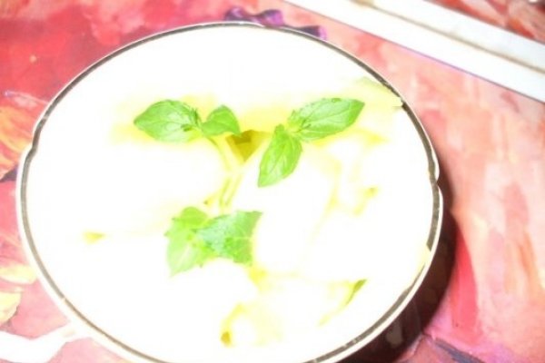 Salata de pepene cantalup