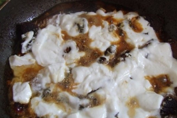 Carnita de porc cu ciuperci