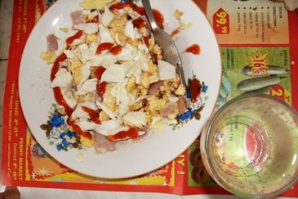 omleta cu carne si varza