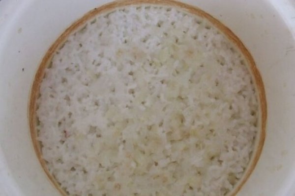 Orez la cuptor cu ceapa