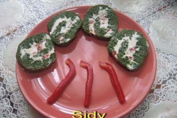 Rulada de spanac cu branza si ardei