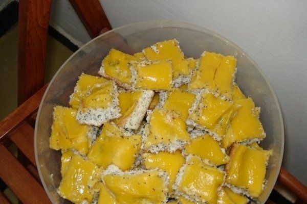 Prajitura cu mac si nuca de cocos