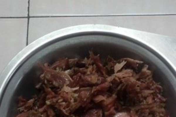 Bors rosu cu afumatura