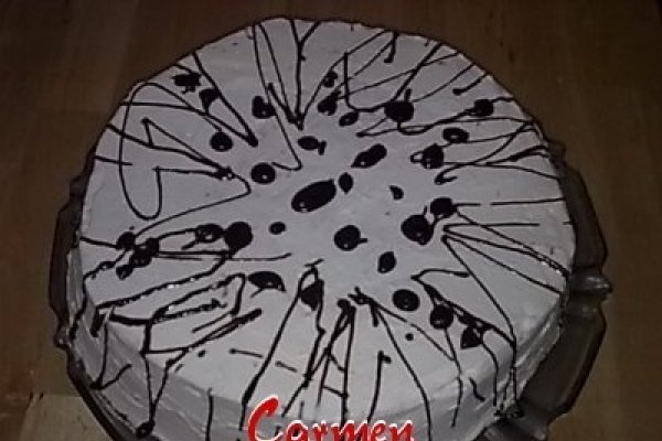 Tort de mere cu frisca si blat