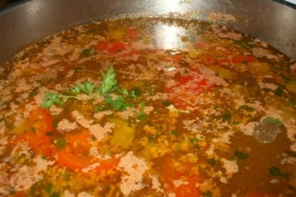 Ciorba de aripa de curcan cu zdrente de spanac