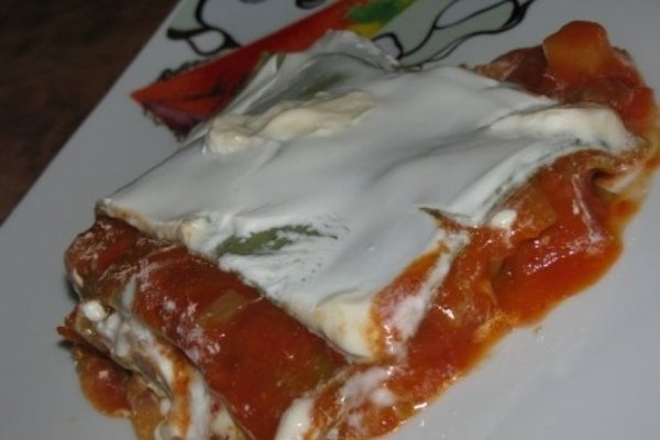 Lasagna cu legume, pasta de rosii si zacusca cu vinete