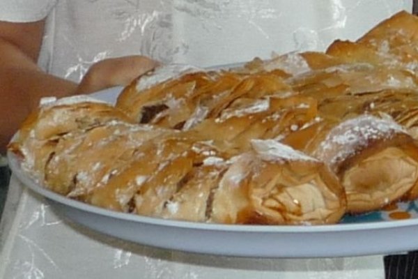 Placinta Rulou cu mere