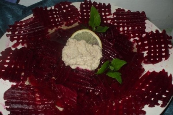 Salata de sfecla rosie