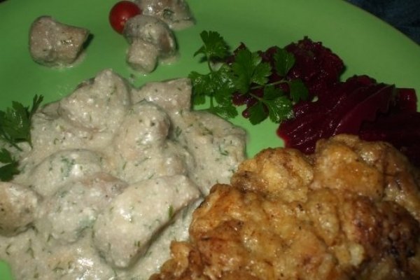 Ciuperci cu cascaval, branza topita si smantana