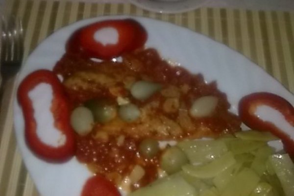 Cod Alaska cu rosii si fasole galbena