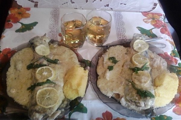 Pastrav cu sos  la Dubletta