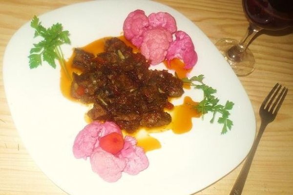 Friptura de vitel in sos negru