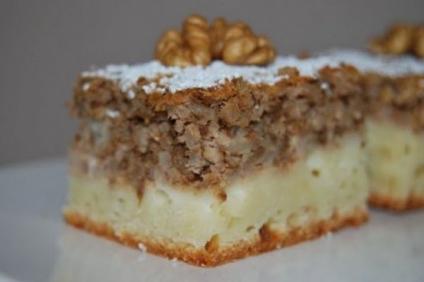 Prajitura cu orez si nuca