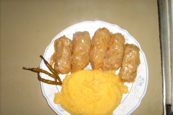 Sarmalute in foi de varza