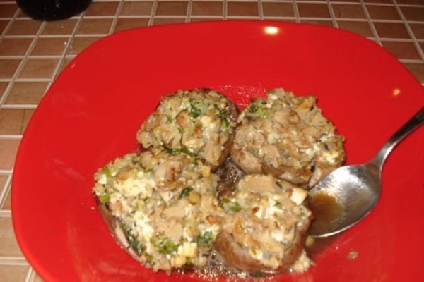 Ciuperci umplute de post