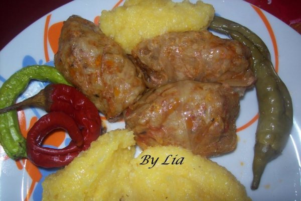 Sarmalute cu nuci si seminte de dovleac