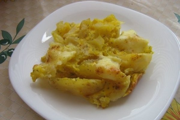 Cartofi la cuptor cu oua si cas