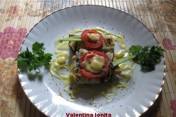 Rulouri de peste cu vinete