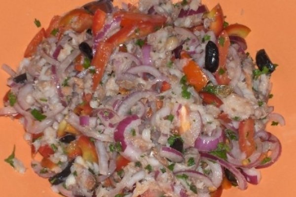 Salata cu peste afumat