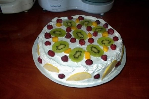 Tort de frisca cu banane