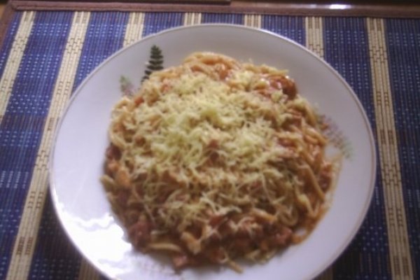 SPAGHETE CU CARNE