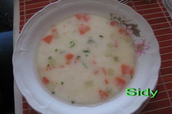 Ciorba de pui cu smantana