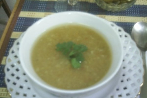 SUPA-CREMA DE LEGUME CU CRUTOANE