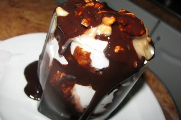 Praline Candy Dreams