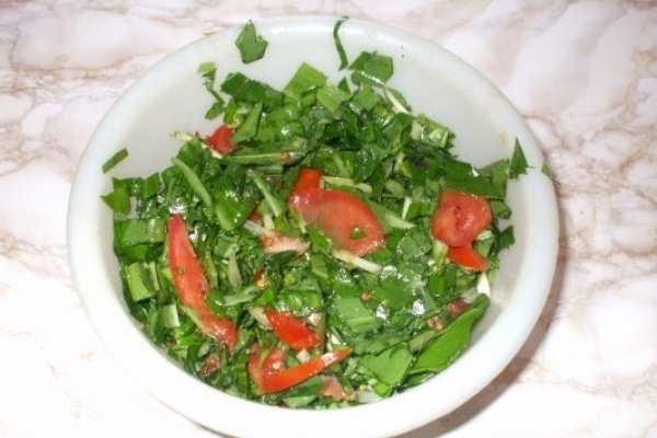 Salata de leurda cu knorr ardei si verdeturi