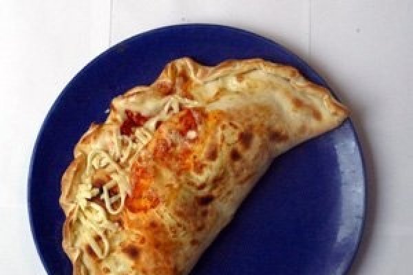 Pizza Calzone(reteta unica italieneasca)
