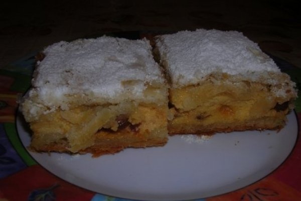 Placinta cu Branza si stafide