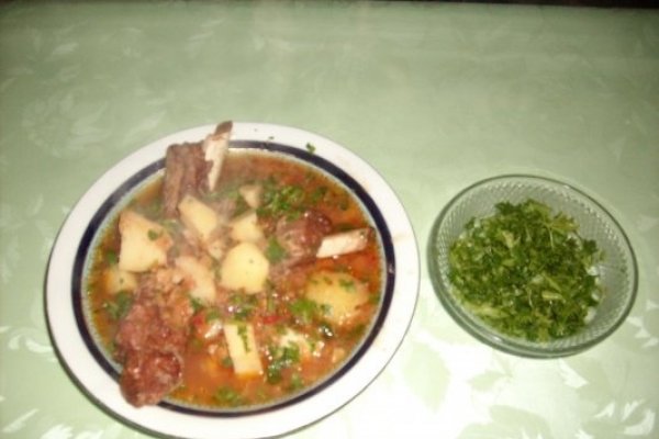 Tocanita de cartofi cu scarita afumata