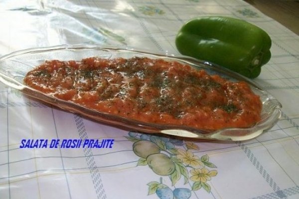 Salata de rosii,prajite