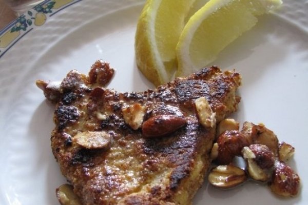 File de pastrav in unt cu migdale