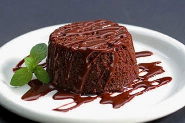 Negresa cu glazura de ciocolata.