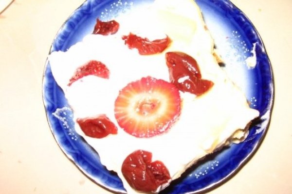 PRAJITURA CU FRUCTE ASORTATE