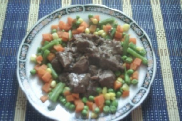 GARNITURA (SALATA) DE LEGUME